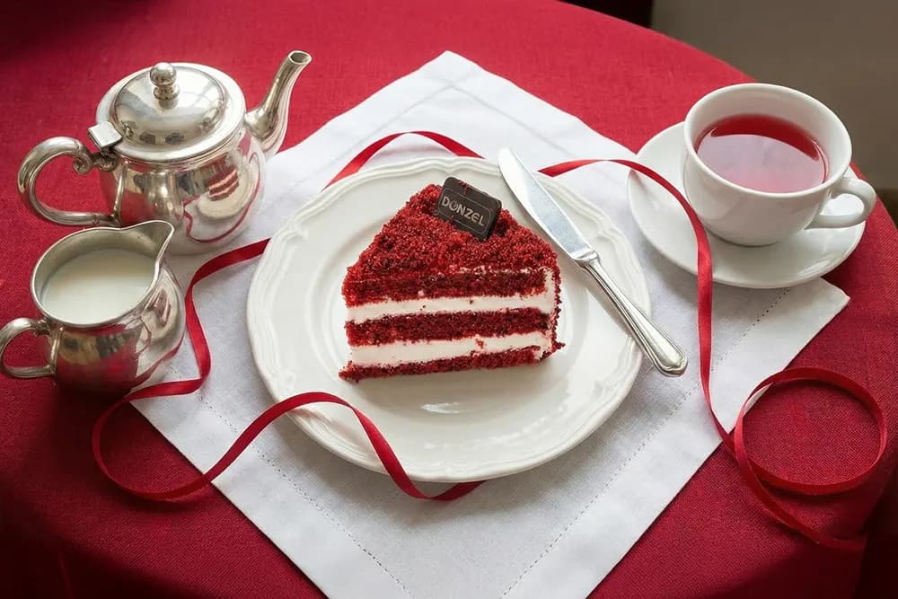 Red Velvet Berry Cheese